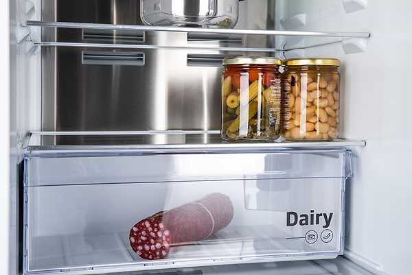 Фото - Холодильник встраиваемый Beko BCNA275E3S