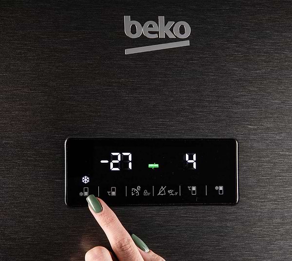 Фото - Холодильник Beko RCNA406E35ZXBR