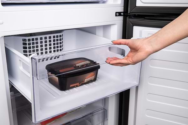Фото - Холодильник Beko RCNA406E35ZXBR