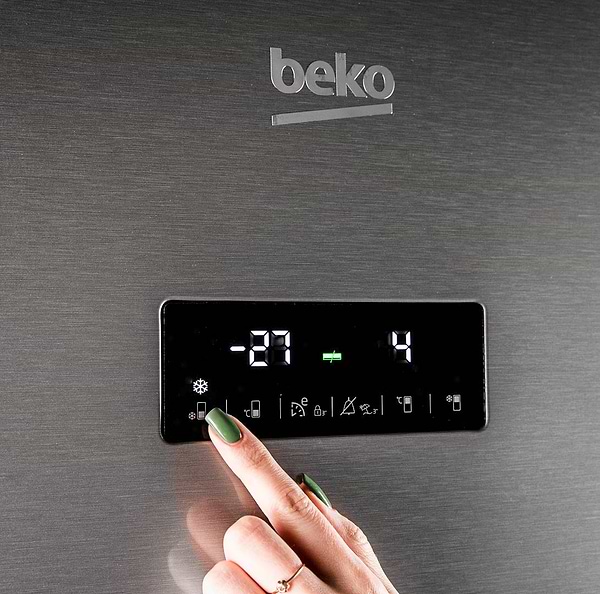 Фото - Холодильник Beko RCNA386E30ZXB