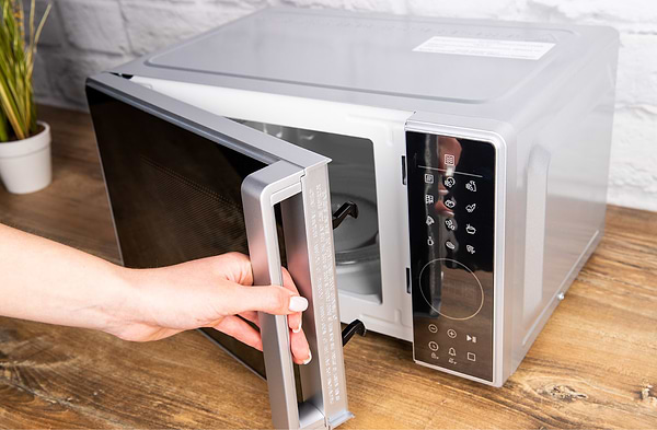 Фото - Мікрохвильова піч (НВЧ) Beko MOC20130SFB