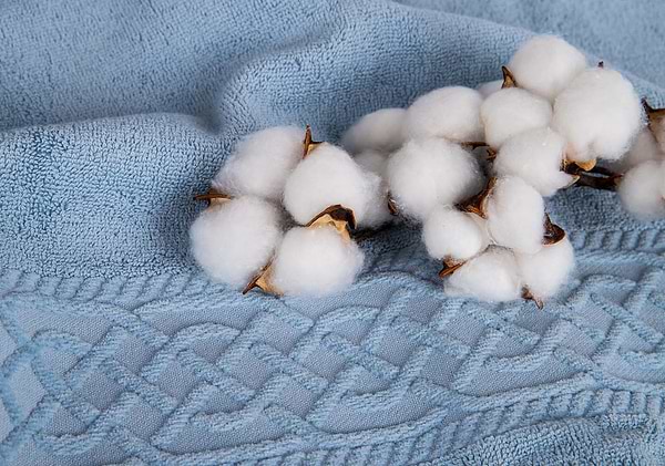 Фото - Полотенце банное Aisha жаккард, бордюр шанель серо-голубой 70х140 (4820190498601)