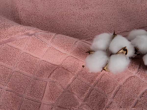 Фото - Полотенце для лица Aisha жаккард, бордюр ромбы розовый 50х90 (4820190498649)