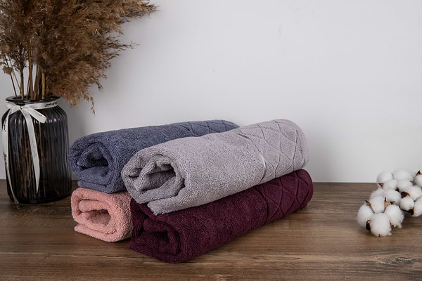 Фото - Полотенце для лица Aisha жаккард, бордюр ромбы розовый 50х90 (4820190498649)