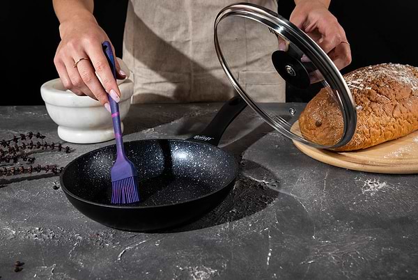 Фото - Сковорода універсальна Krauff 25-45-201 20 см