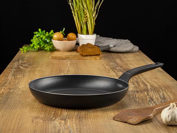 Фото - Сковорода универсальная Tefal B5670653 Simply Clean 28 см