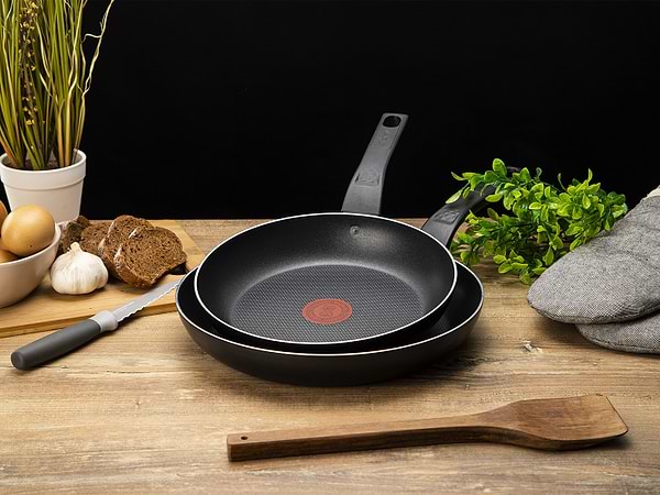 Фото - Сковорода универсальная Tefal B5670653 Simply Clean 28 см