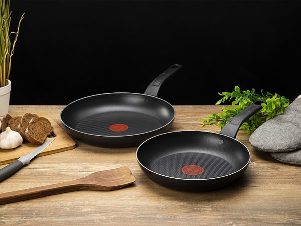 Фото - Сковорода универсальная Tefal B5670653 Simply Clean 28 см