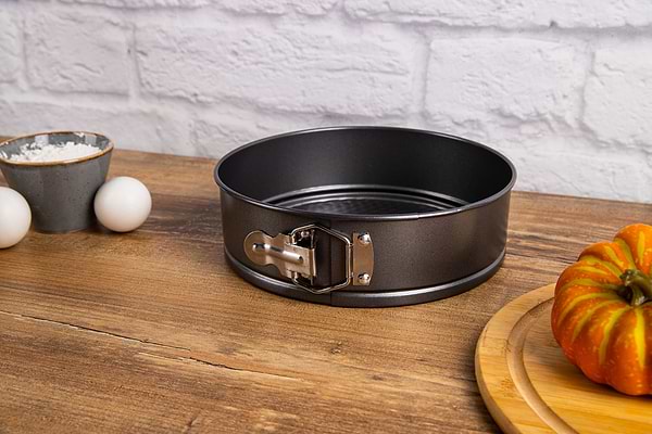 Фото - Форма для випічки Gusto GT-3222 22x6,8 см