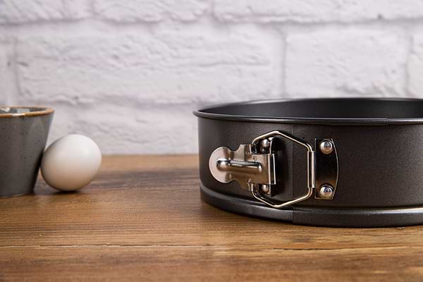 Фото - Форма для випічки Gusto GT-3222 22x6,8 см