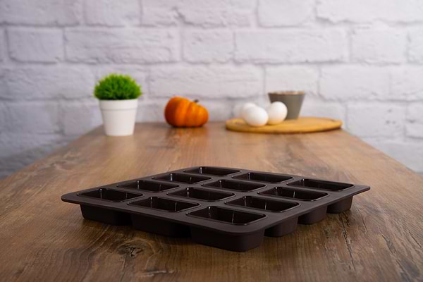 Фото - Форма для приготування Lessner Chef Choco 25х25х3 см (10251)