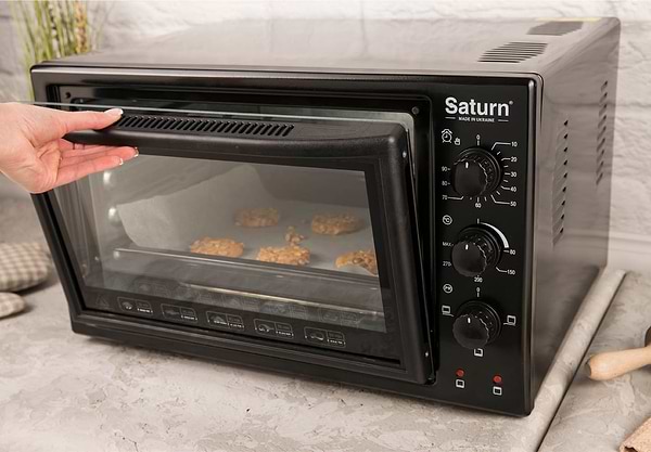 Фото - Печь электрическая Saturn ST-EC3803 Black