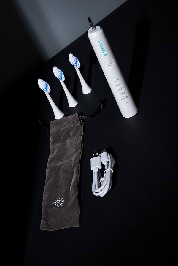 Фото - Зубна щітка електрична Scandix TB7U-W