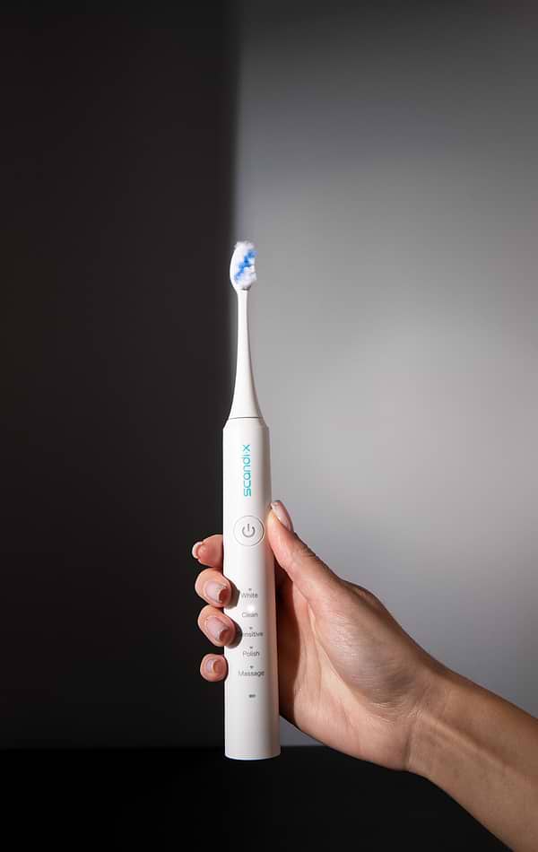 Фото - Зубна щітка електрична Scandix TB7U-W
