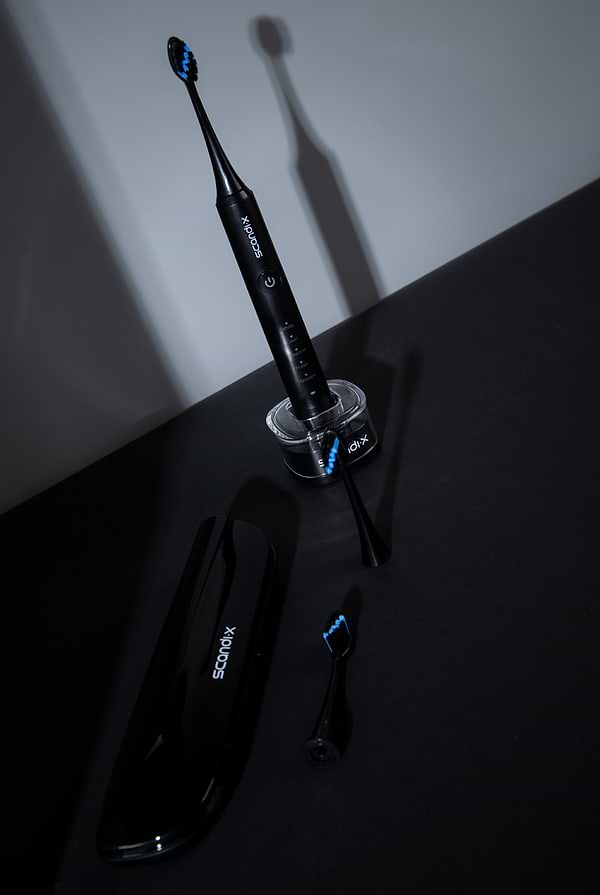 Фото - Зубная щетка электрическая Scandix TB7W-B