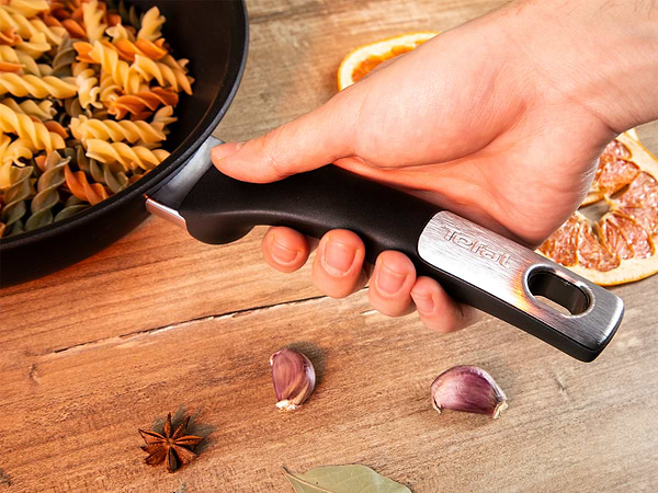 Фото - Уценка - Сковорода универсальная Tefal G2550472 Unlimited 24 см
