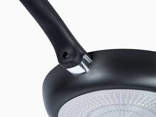 Фото - Сковорода универсальная Tefal G2680672 Ultimate 28 см