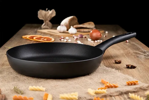 Фото - Сковорода универсальная Tefal G2680672 Ultimate 28 см