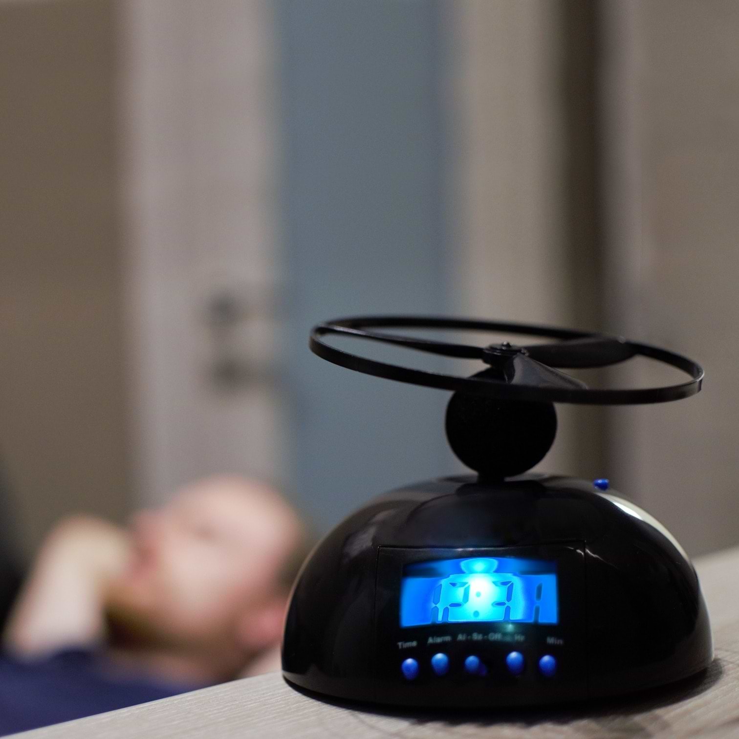 Настільний годинник UFT Alarm Fly