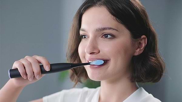 Фото - Зубна щітка електрична Oclean X Ultra 20 Set Black