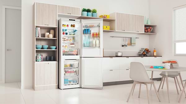 Фото - Холодильник Indesit INFC8 TI21 W0