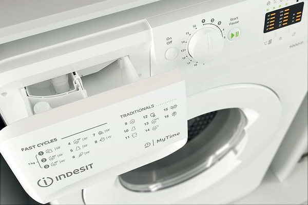 Фото - Стиральная машина Indesit OMTWSA 51052 W