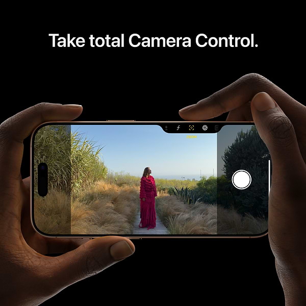 Фото - Смартфон Apple iPhone 16 Pro 256Gb Desert Titanium