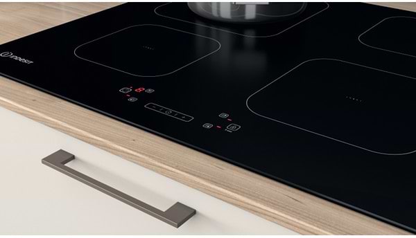 Фото - Варильна поверхня електрична Indesit IS 83Q60 NE