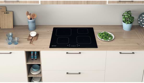 Фото - Варильна поверхня електрична Indesit IS 83Q60 NE