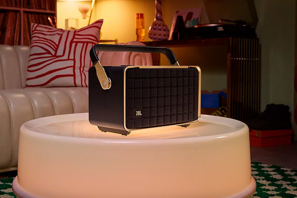 Фото - Портативная акустика JBL Authentics 300 Black (JBLAUTH300BLKEP)