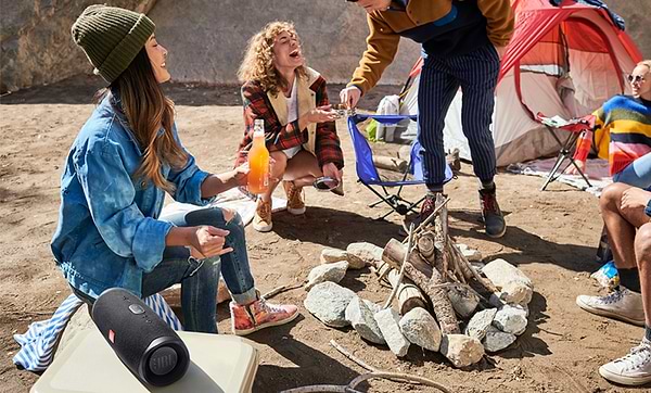 Фото - Портативная акустика JBL Charge 4 Black (JBLCHARGE4BLK)