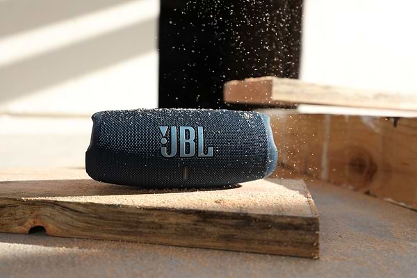 Фото - Портативная акустика JBL Charge 5 Blue (JBLCHARGE5BLU)