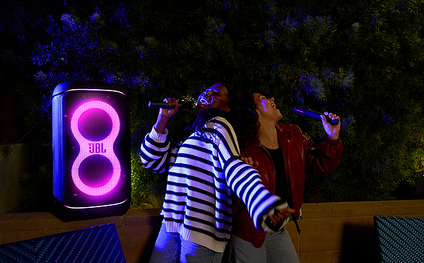 Фото - Акустична система JBL PartyBox 520 (JBLPARTYBOX520EU)
