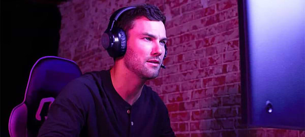 Фото - Гарнитура беспроводная игровая JBL QUANTUM 350 Wireless Black (JBLQ350WLBLK)