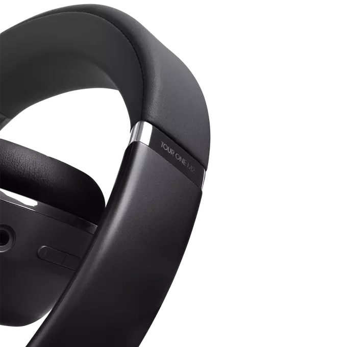 Фото - Наушники полноразмерные беспроводные JBL Tour One M2 Black  (JBLTOURONEM2BLK)