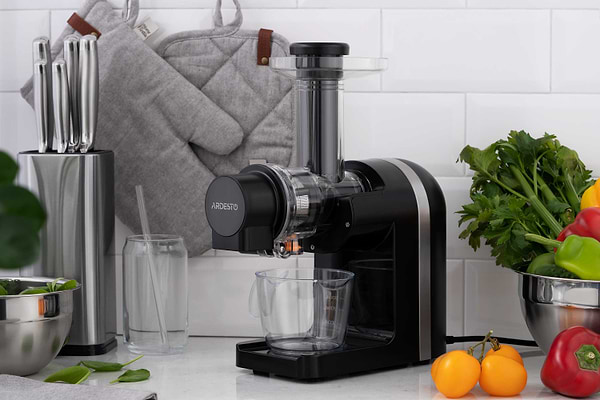 Фото - Соковыжималка шнековая Ardesto JEG-1500S