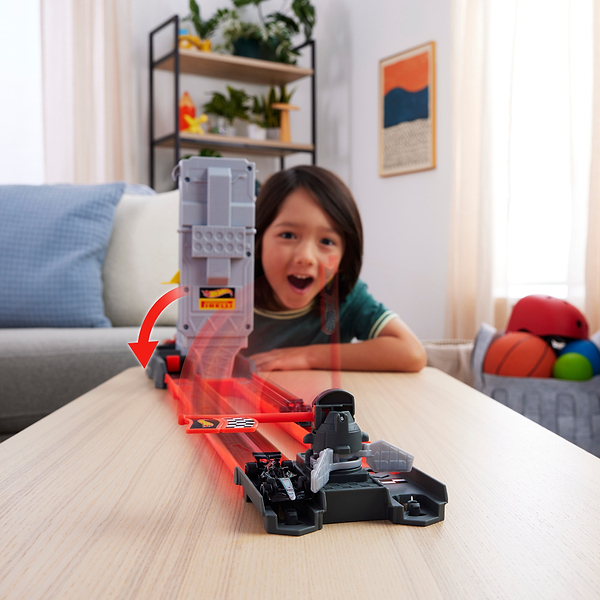 Фото - Игровой набор Hot Wheels Старт F1 (JKM88)