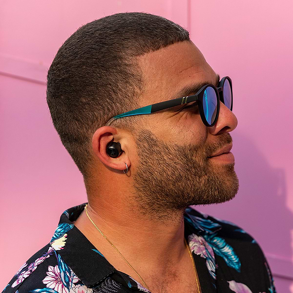 Фото - Наушники вкладыши беспроводные TWS JLab Go Air Pop True Wireless Earbuds Black (IEUEBGAIRPOPRBLK124)