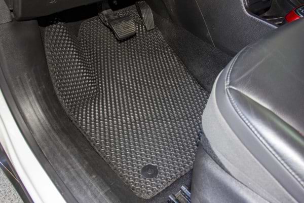 Фото - Коврики из экокожи в салон авто EVAtech ECO для Renegade (2 clips) Jeep 2014 1 поколение SUV USA JP23861CE5LA2BBB