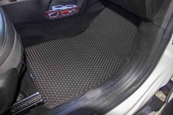 Фото - Коврики из экокожи в салон авто EVAtech ECO для Renegade (2 clips) Jeep 2014 1 поколение SUV USA JP23861CE5LA2BBB