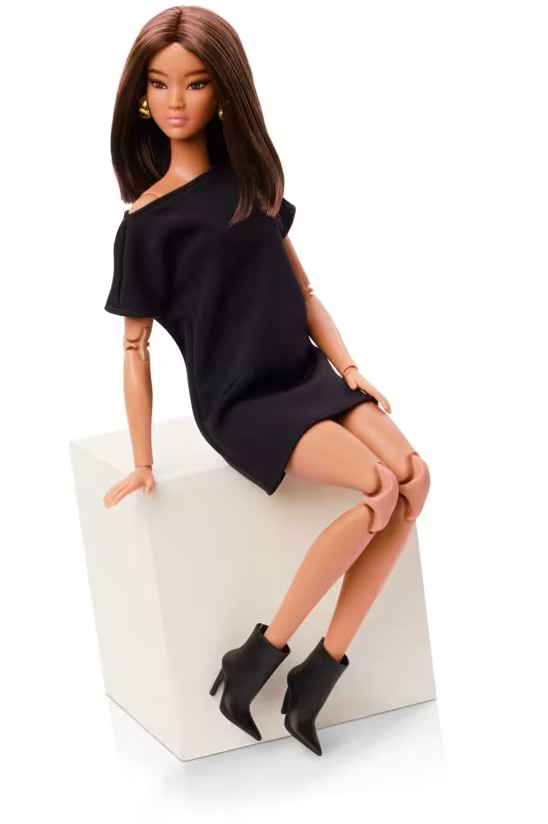 Фото - Кукла Barbie Basics №1 – брюнетка с каре (JBH72)