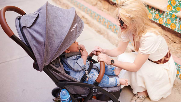 Фото - Коляска прогулянкова Lionelo Julie Dark Grey