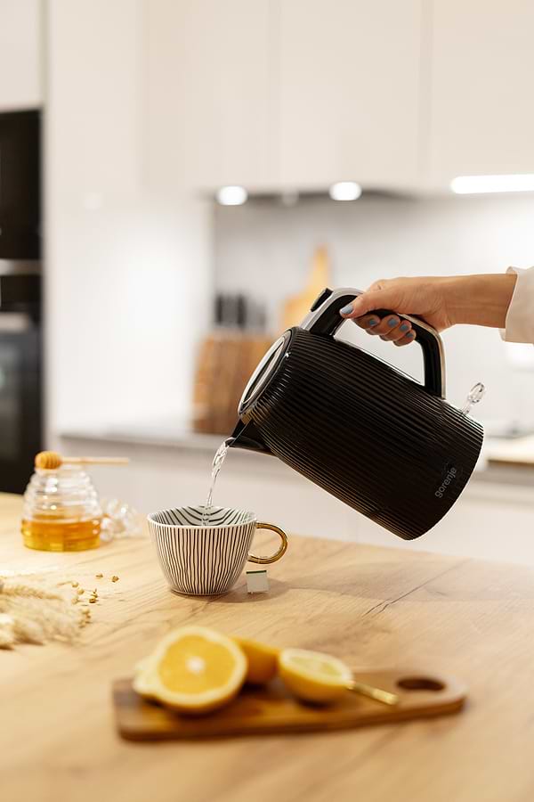Фото - Електричний чайник Gorenje K17DPB