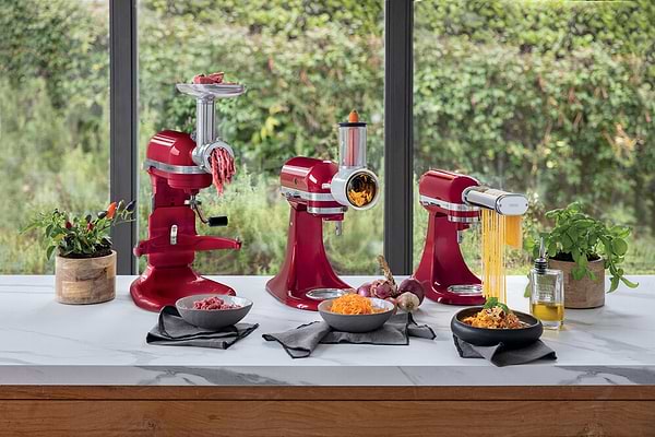 Фото - Планетарний міксер KitchenAid Artisan MINI (5KSM3311XECA)