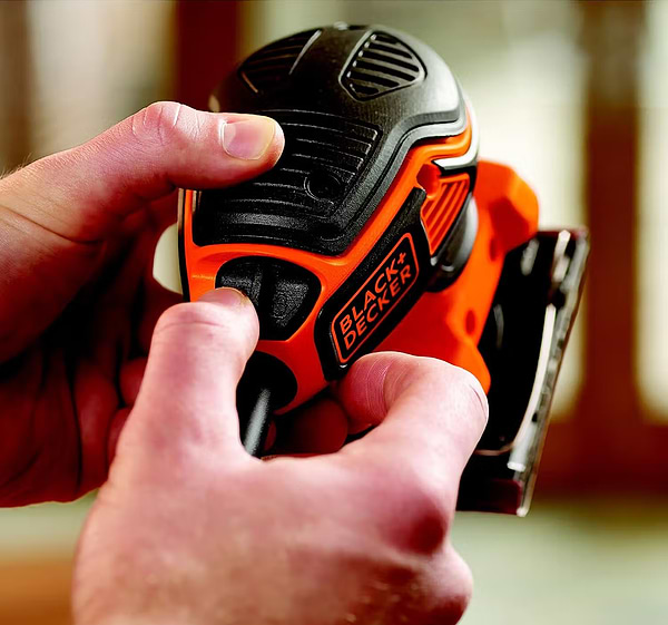 Фото - Виброшлифовочная машина Black&Decker KA450