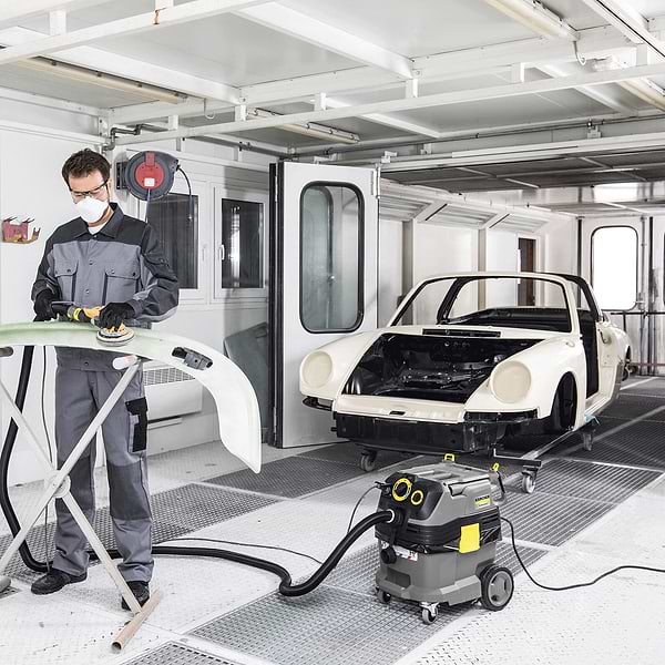Фото - Пылесос для сухой уборки с мешком Karcher NT 30/1 Tact Te L (1.148-211.0)