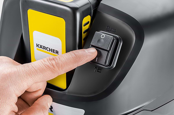 Фото - Пылесос для сухой уборки без мешка Karcher AD 2 Battery для сбора золы (1.348-300.0)