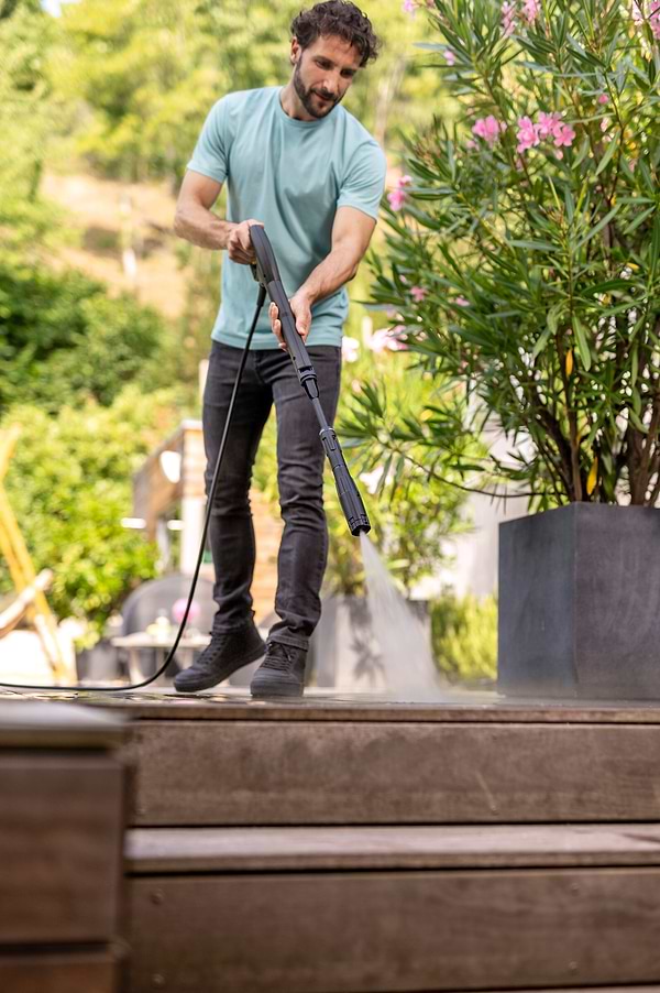 Фото - Мінімийка Karcher K 4 WCM Premium (1.324-230.0)