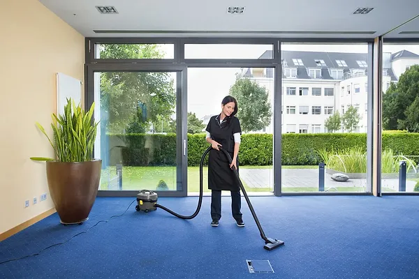 Фото - Пылесос для сухой уборки с мешком Karcher T 7/1 Classic (1.527-181.0)
