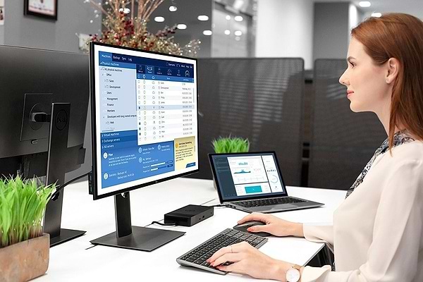 Фото - Клавиатура беспроводная Dell Compact Multi-Device Wireless Keyboard - KB740 - Russian(QWERTY) (580-AKOZ)